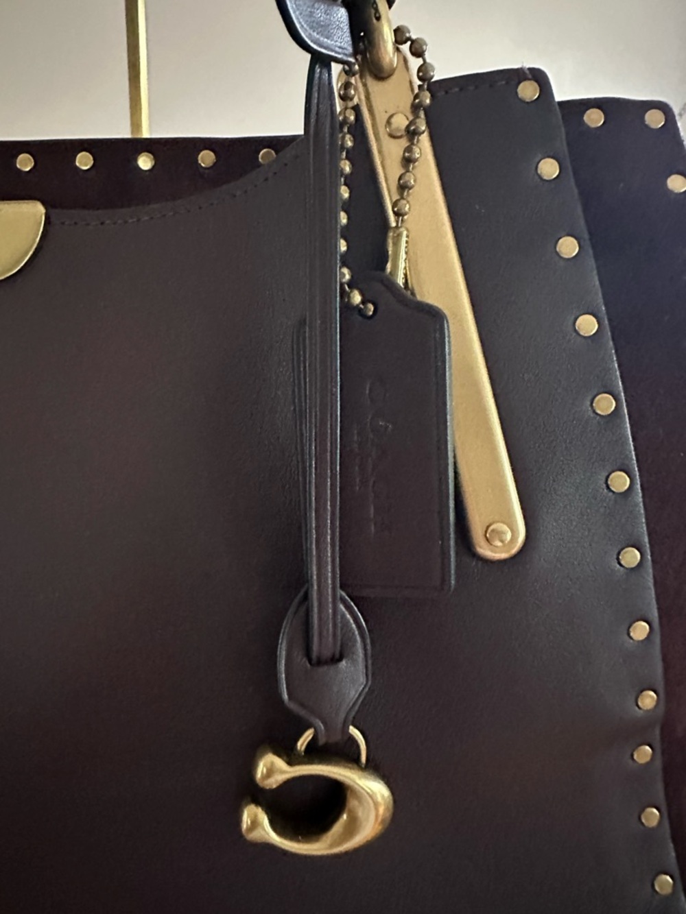 Coach Dreamer 36 with rivets in Oxblood - Picture 2 of 15